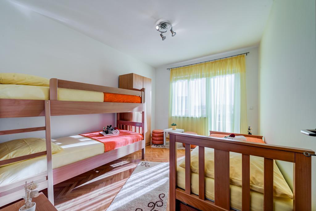 Apartment Marinely Kastela Bagian luar foto
