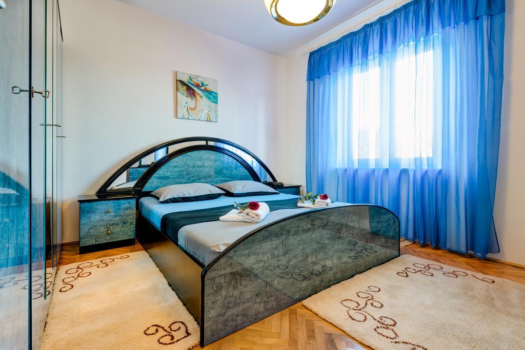Apartment Marinely Kastela Bagian luar foto