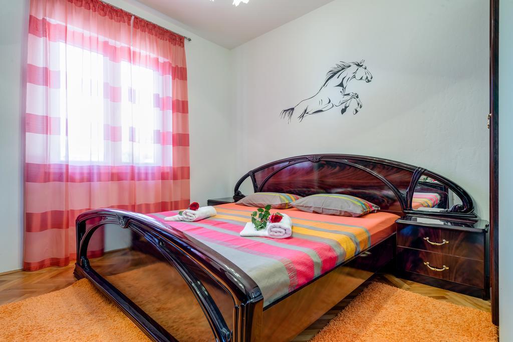 Apartment Marinely Kastela Bagian luar foto